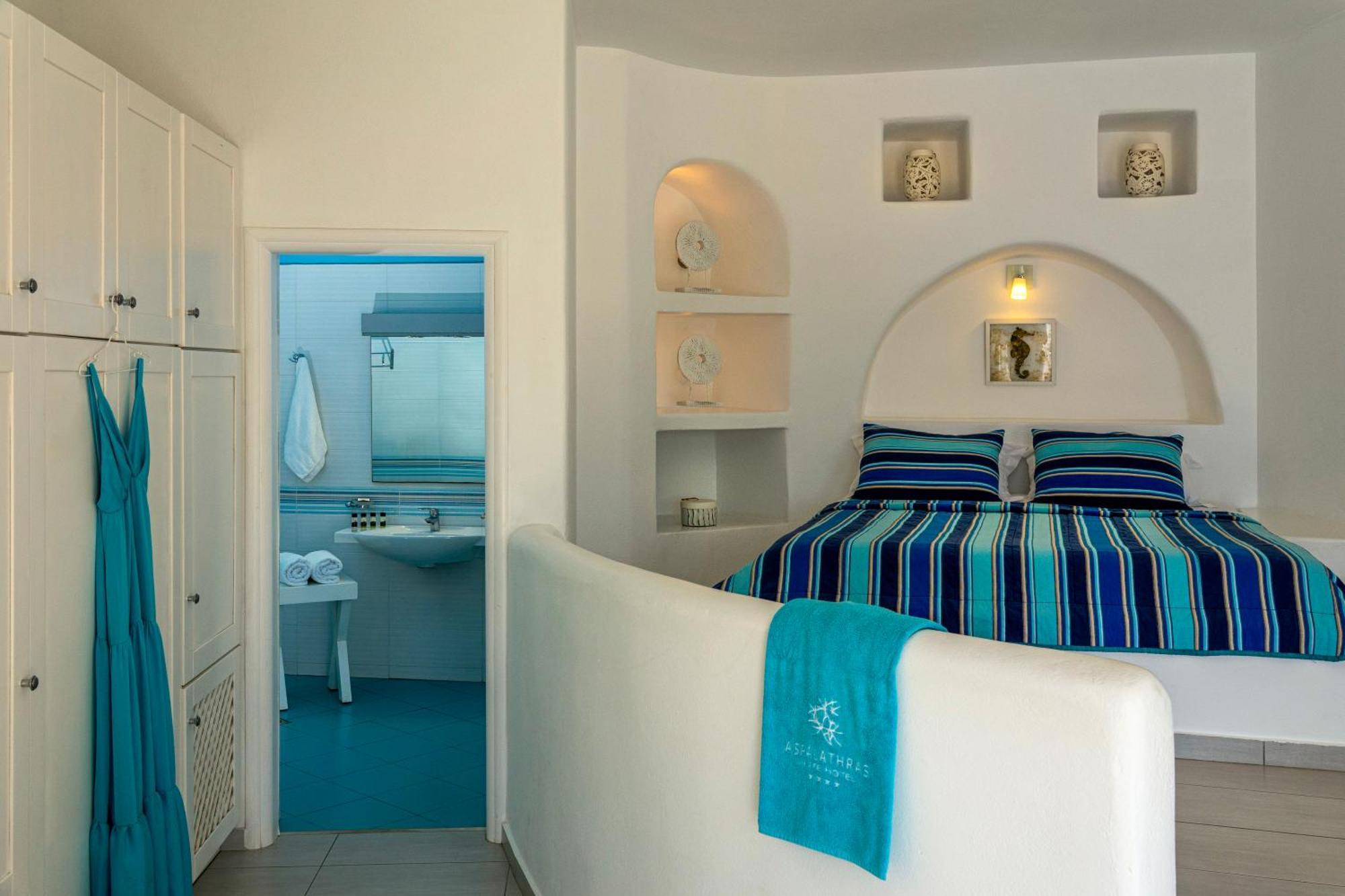 Aspalathras White Hotel Folegandros Town Exterior photo
