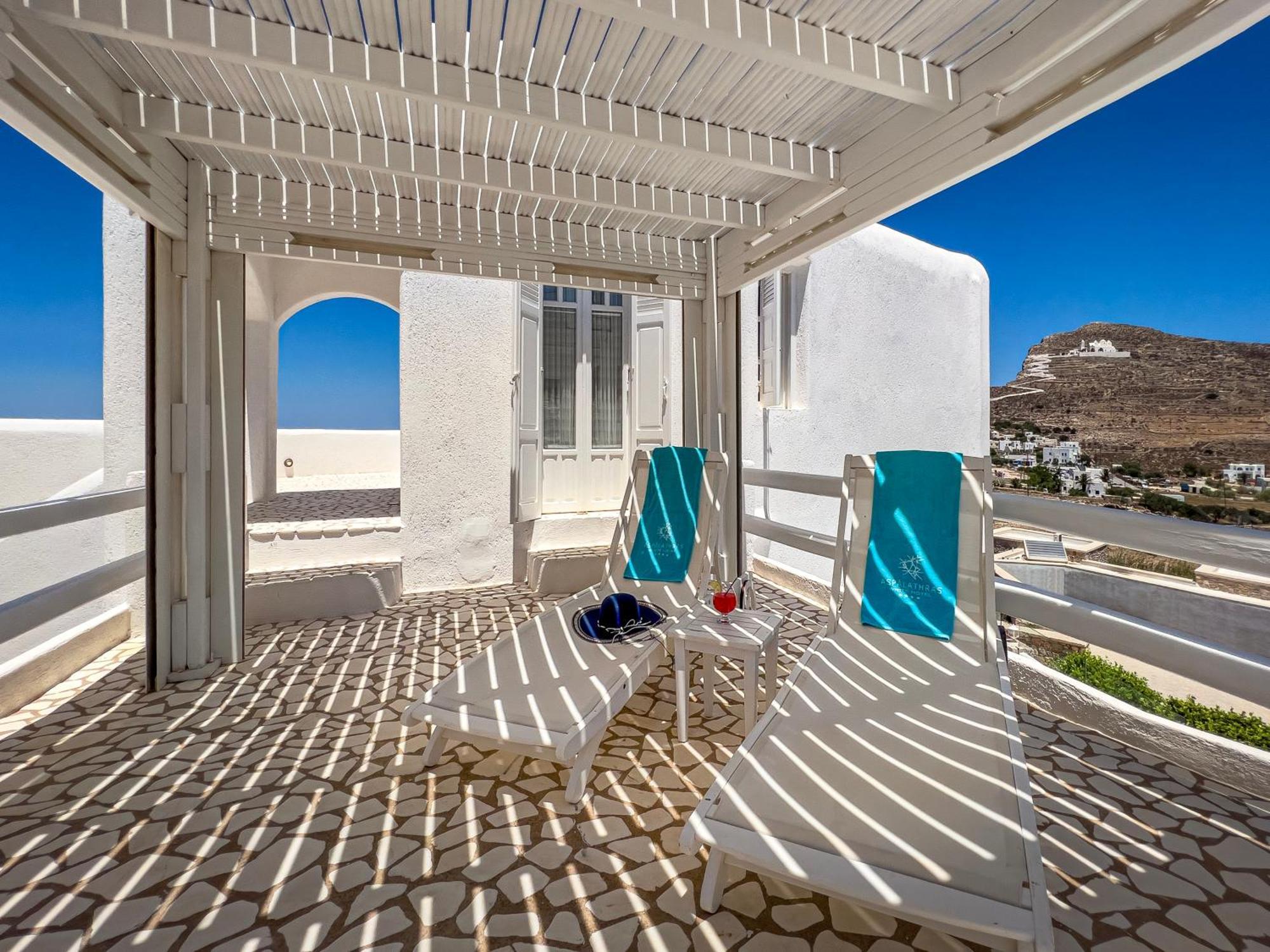 Aspalathras White Hotel Folegandros Town Exterior photo