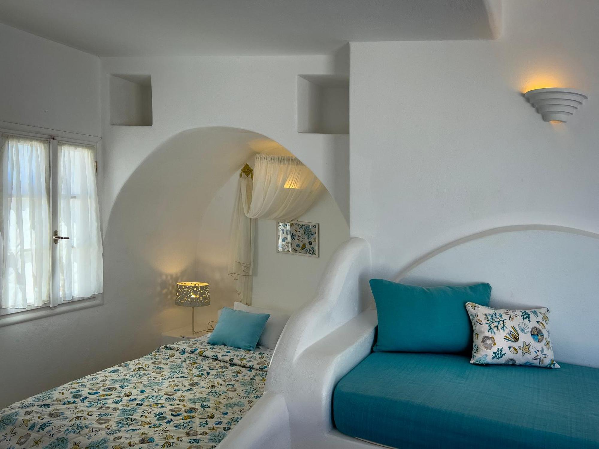 Aspalathras White Hotel Folegandros Town Exterior photo