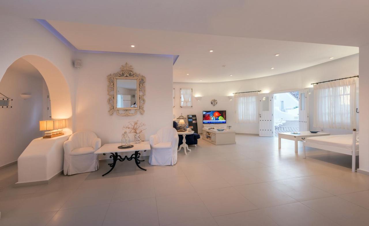 Aspalathras White Hotel Folegandros Town Exterior photo