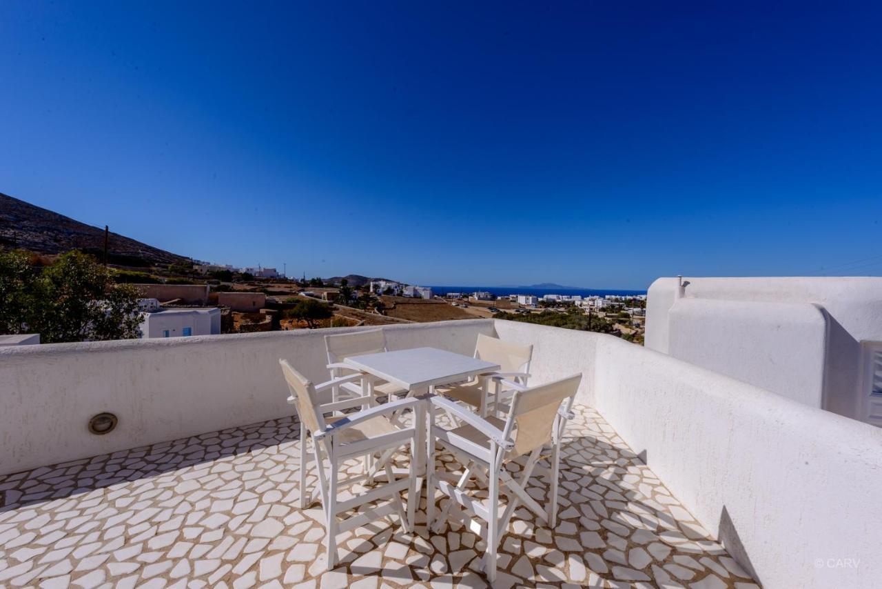 Aspalathras White Hotel Folegandros Town Exterior photo