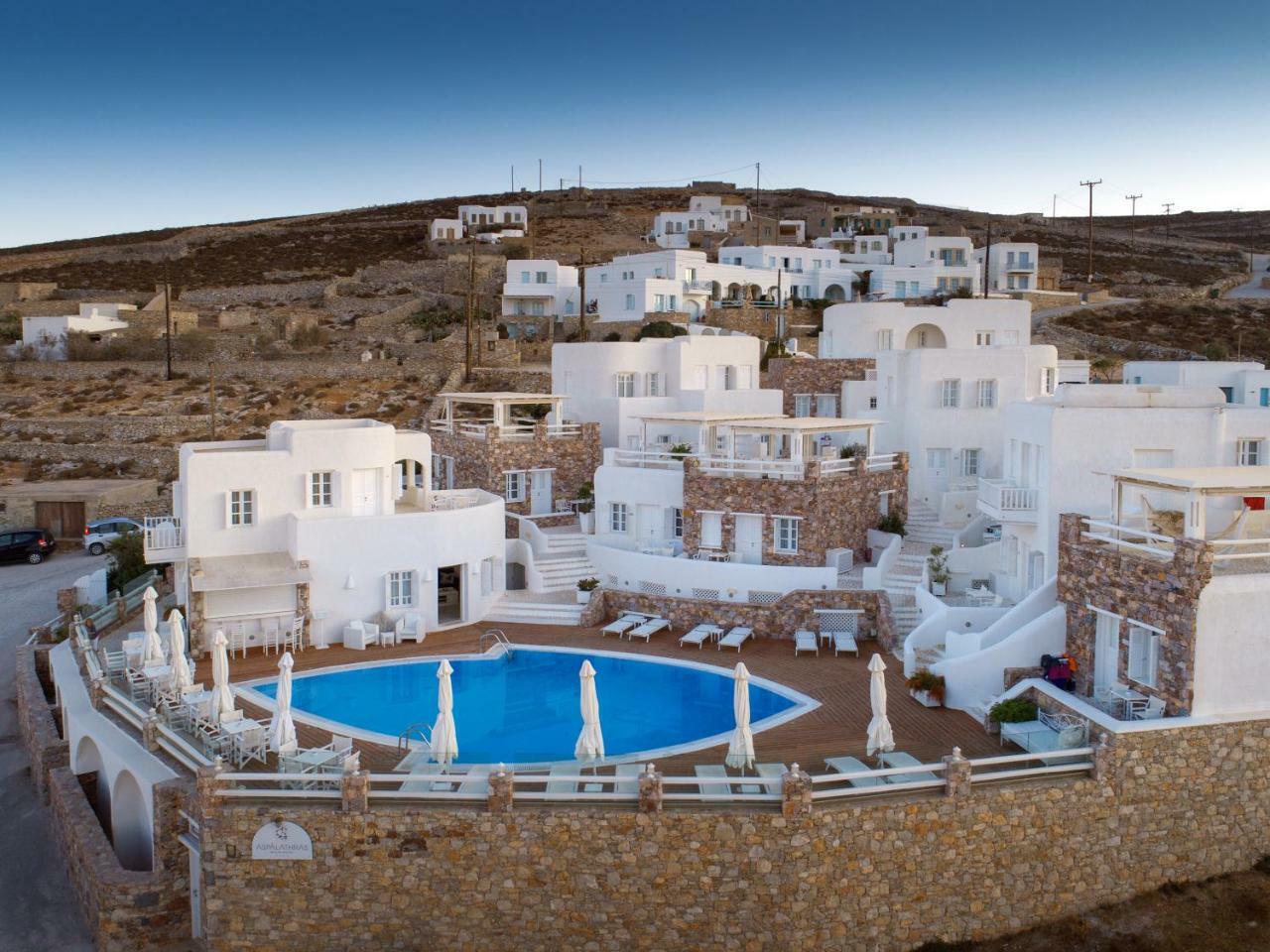 Aspalathras White Hotel Folegandros Town Exterior photo